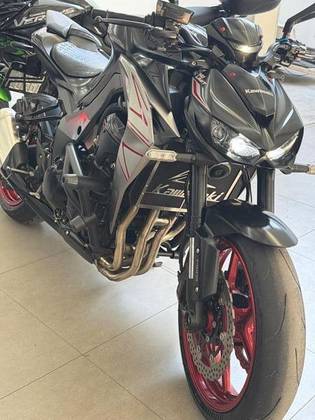 KAWASAKI Z1000 ABS KAWASAKI Z1000 ABS
